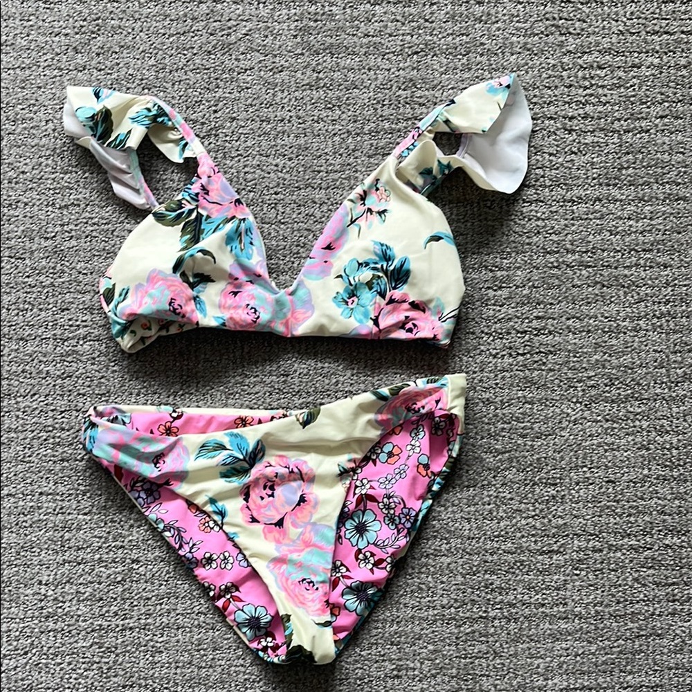 Maaji women’s Floral Swim Set - Pink and Cream- medium